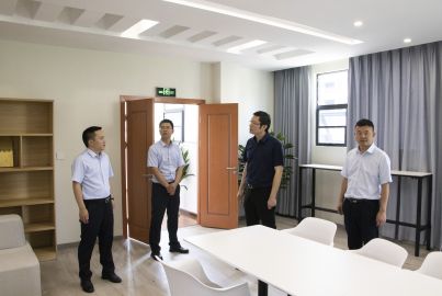 马边县文岚副书记赴尊龙中国官网矿产调研指导工作